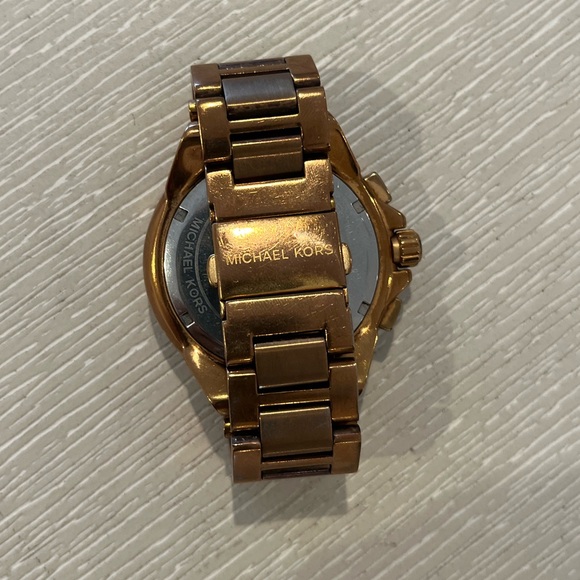 Michael Kors Women’s Rose Gold Watch mk-5757 stainless steel - Picture 6 of 8